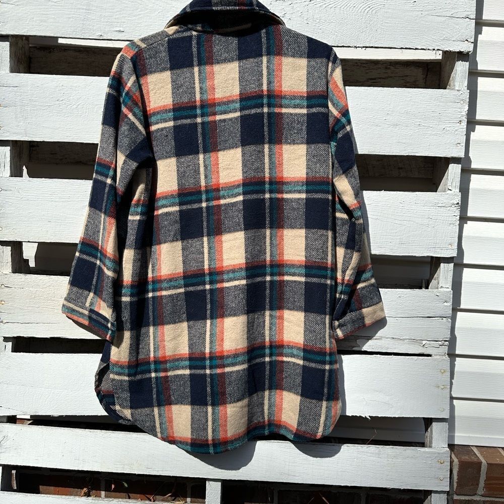 NWOT Shacket With Pockets - Picture 4 of 4